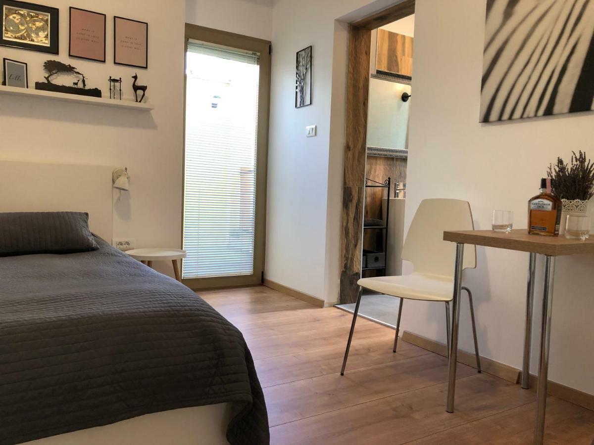 Apartman Check In