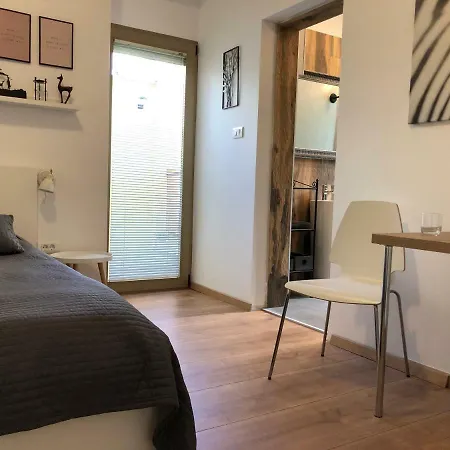 Apartment Check In Pula Exterior photo
